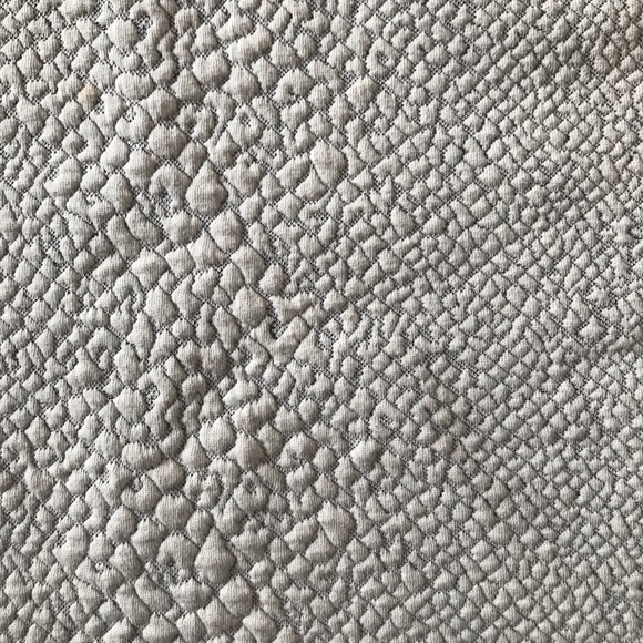 Ann Taylor Blouse - Picture 3 of 4